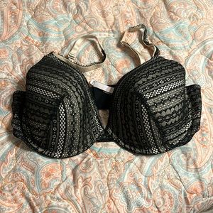 Victoria’s Secret bra